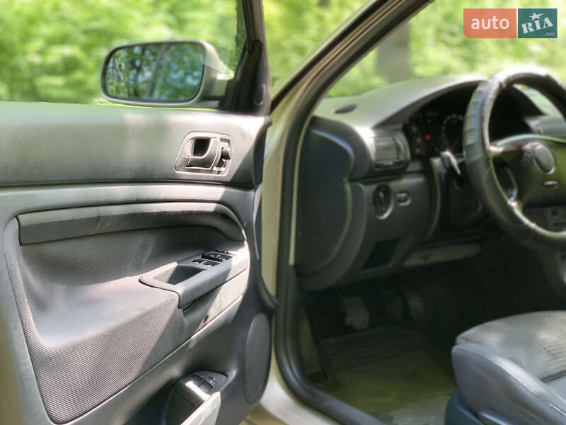 Ліфтбек Skoda Superb 2005 в Тячеві