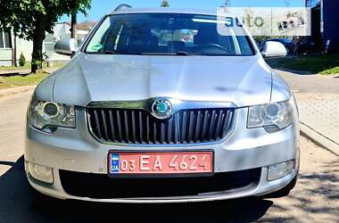 Універсал Skoda Superb 2012 в Млиніві