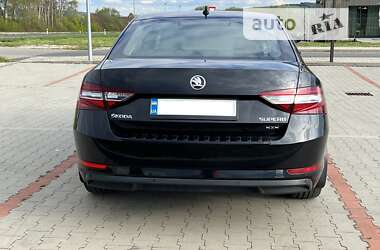 Ліфтбек Skoda Superb 2017 в Ужгороді