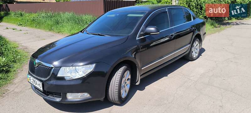 Лифтбек Skoda Superb 2011 в Кривом Роге