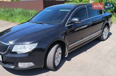 Лифтбек Skoda Superb 2011 в 