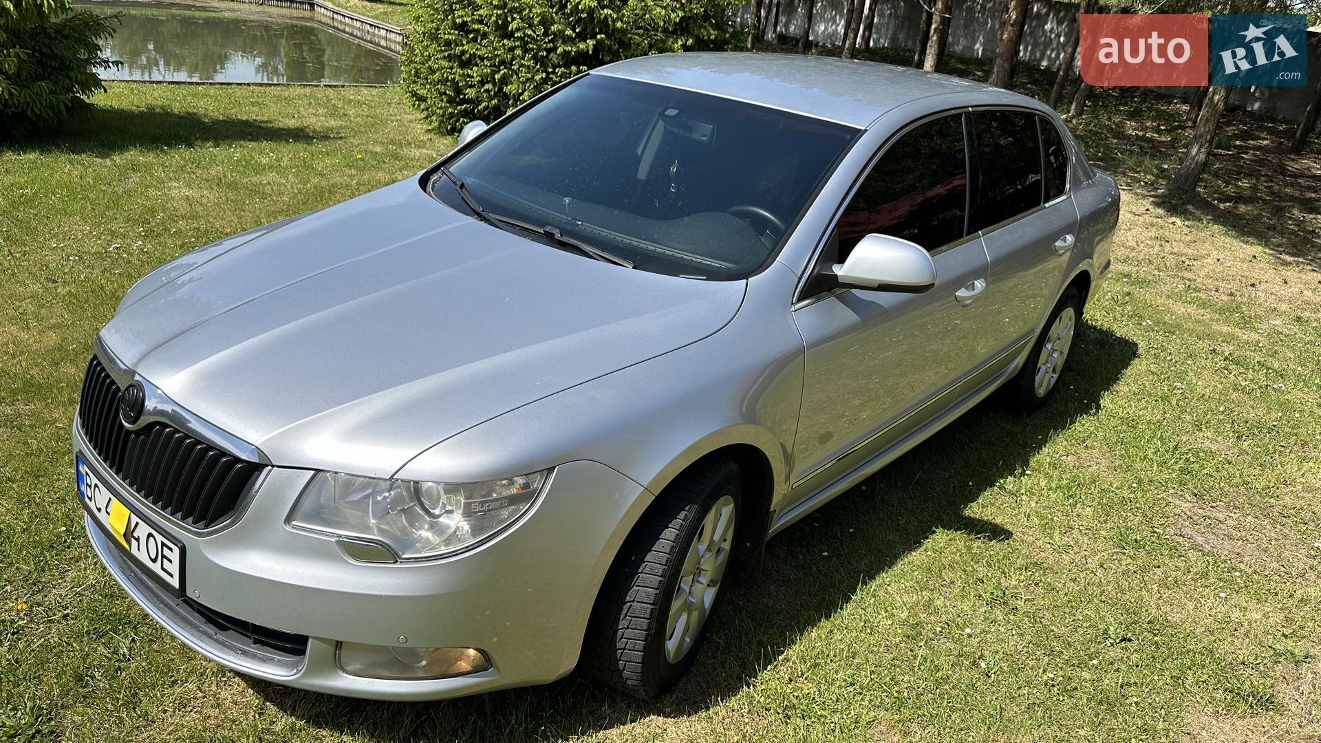 2010 Skoda Superb - мініатюра 9