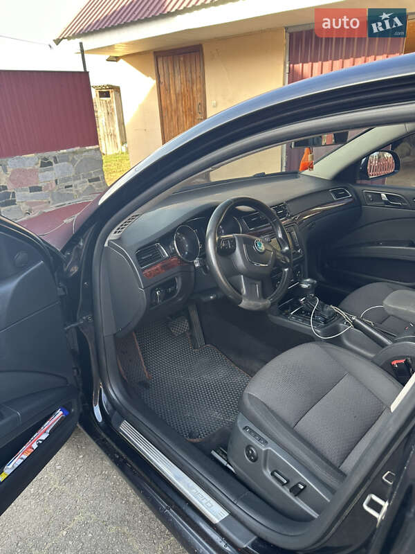 Универсал Skoda Superb 2010 в Житомире