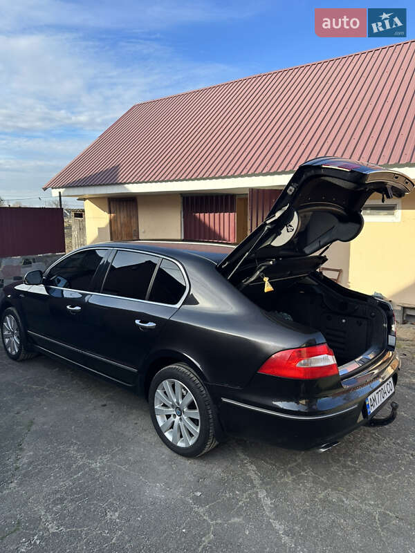 Универсал Skoda Superb 2010 в Житомире