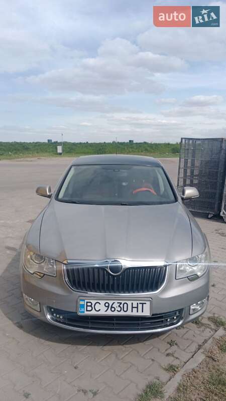 Skoda Superb 2010