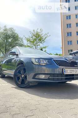 Универсал Skoda Superb 2015 в Львове