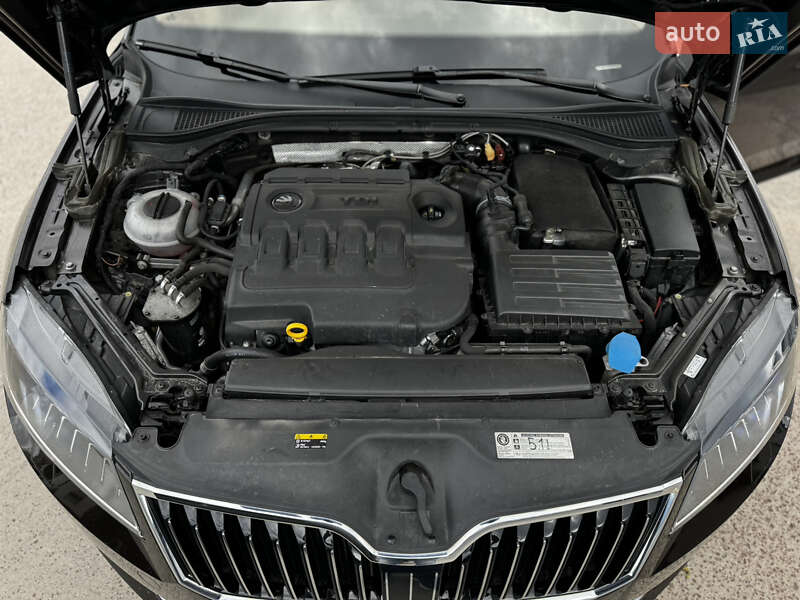 Лифтбек Skoda Superb 2016 в Звягеле