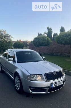 Лифтбек Skoda Superb 2004 в Ровно