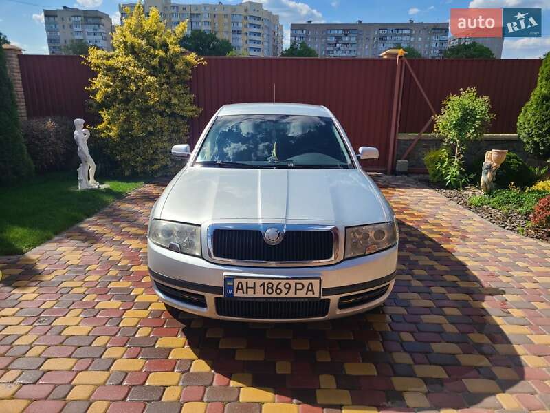 Лифтбек Skoda Superb 2004 в Виннице