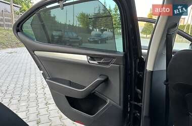 Лифтбек Skoda Superb 2016 в 