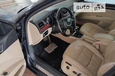 Универсал Skoda Superb 2011 в Кропивницком