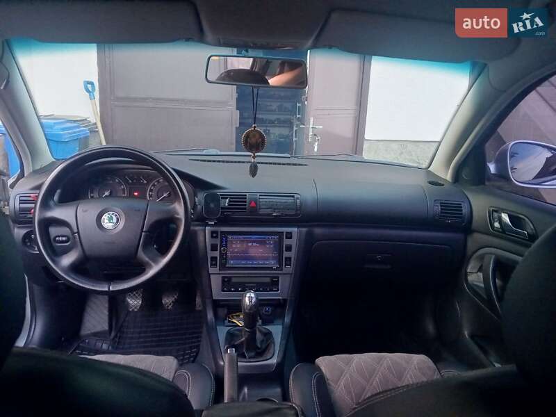 Лифтбек Skoda Superb 2008 в Хусте