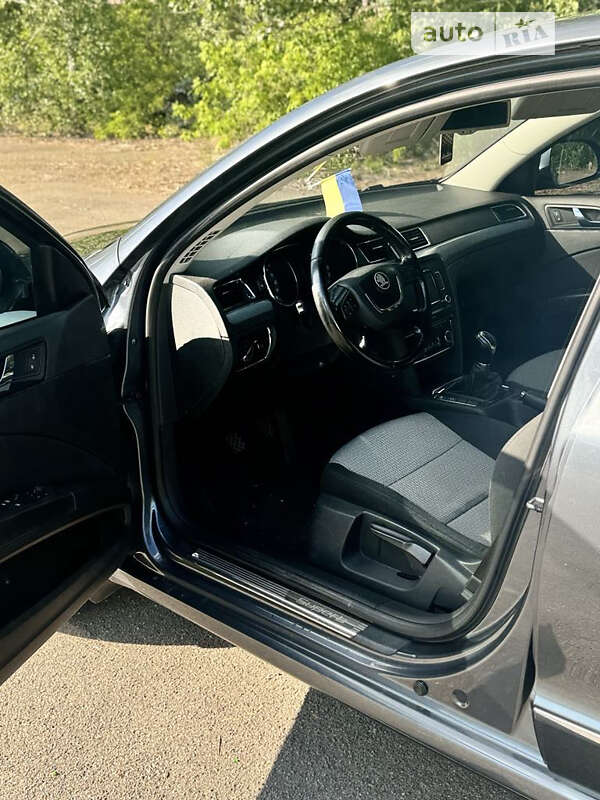 Лифтбек Skoda Superb 2008 в Иванкове