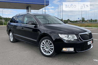 Универсал Skoda Superb 2012 в Радивилове