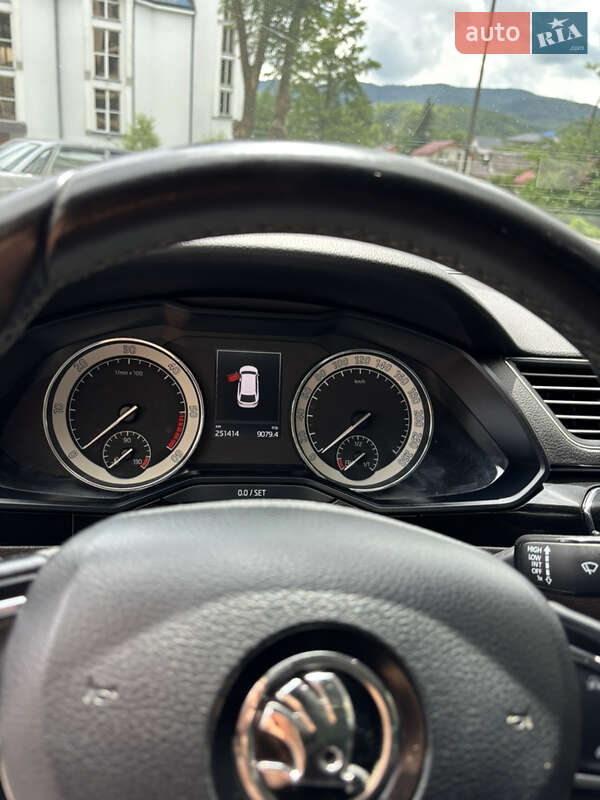 Универсал Skoda Superb 2016 в Мукачево