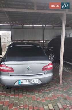 Лифтбек Skoda Superb 2009 в 