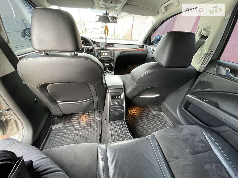 Лифтбек Skoda Superb 2010 в Ивано-Франковске