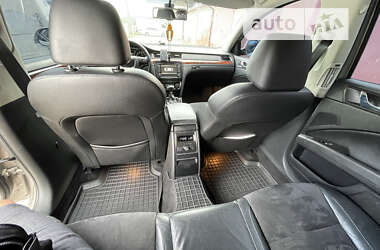 Лифтбек Skoda Superb 2010 в 