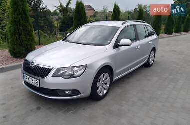 Универсал Skoda Superb 2013 в 