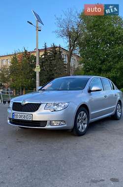 Лифтбек Skoda Superb 2010 в Краматорске