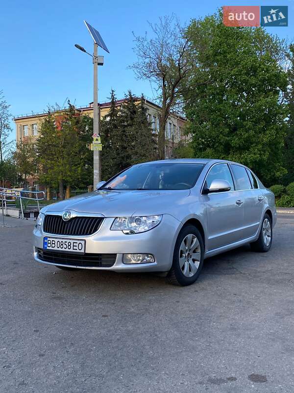 Ліфтбек Skoda Superb 2010 в Краматорську