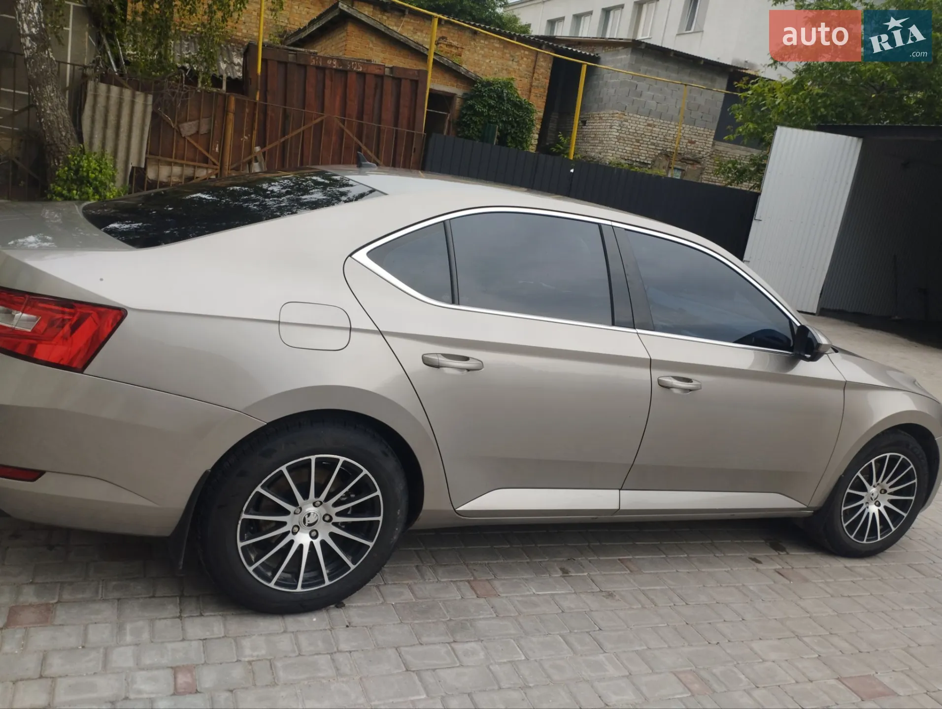 2016 Skoda Superb - мініатюра 42