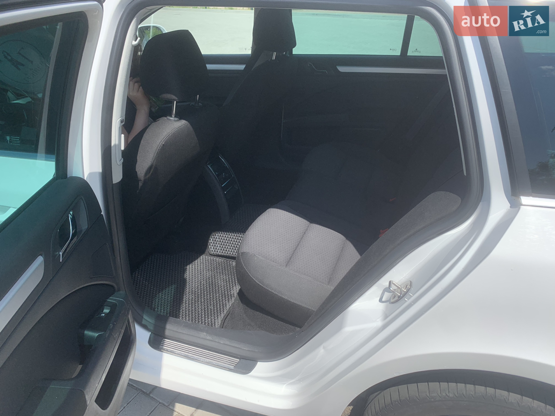 2012 Skoda Superb - мініатюра 18