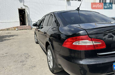 Лифтбек Skoda Superb 2008 в 