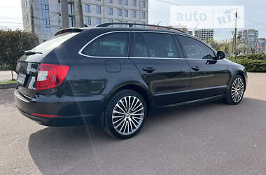 Універсал Skoda Superb 2014 в Житомирі