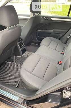 Лифтбек Skoda Superb 2013 в 