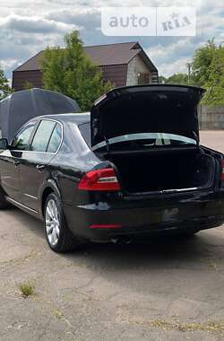 Лифтбек Skoda Superb 2013 в 