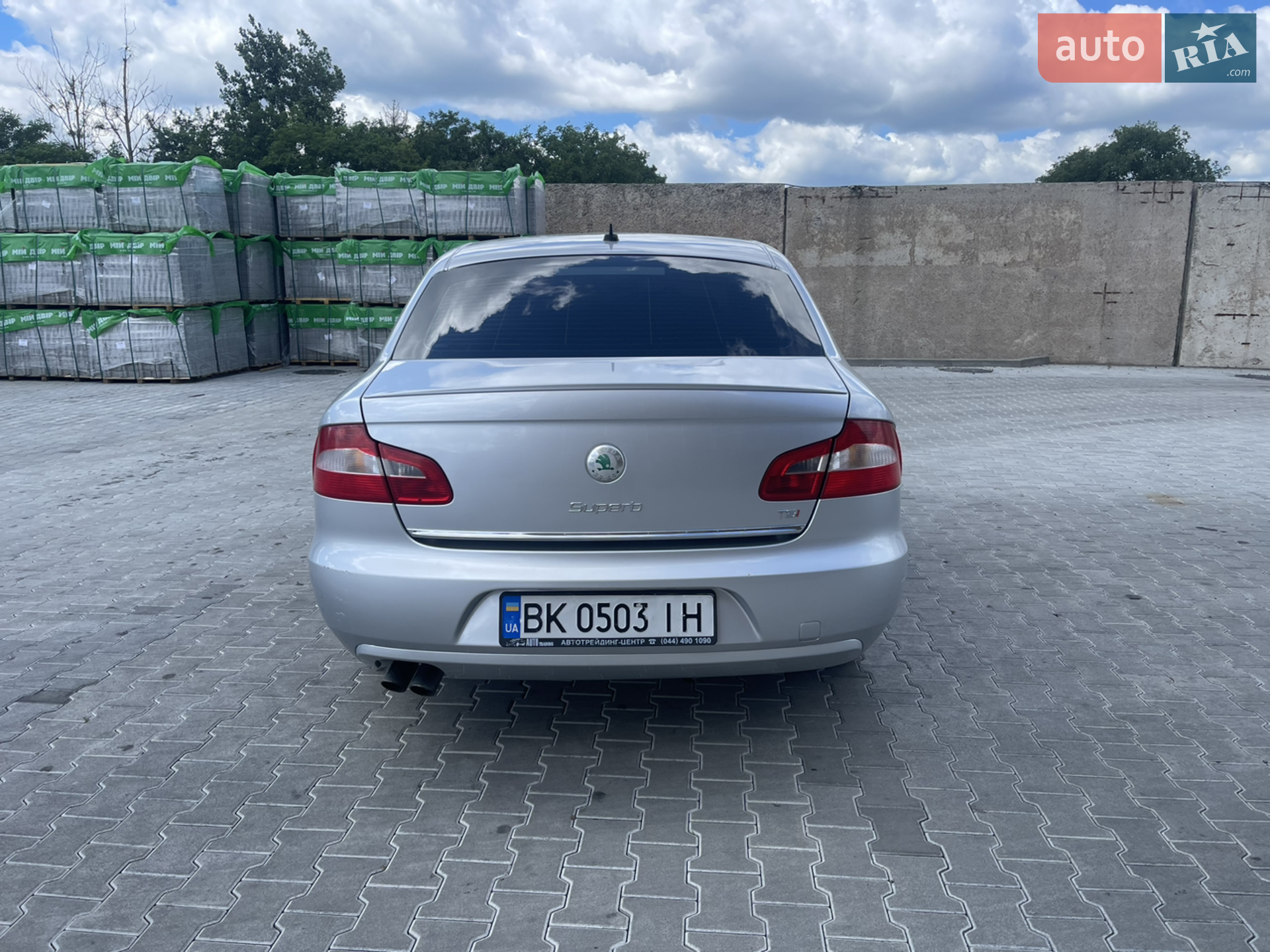 2010 Skoda Superb - фото 1