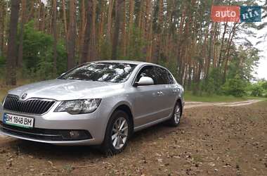 Лифтбек Skoda Superb 2013 в 