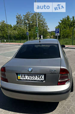 Лифтбек Skoda Superb 2007 в Киеве