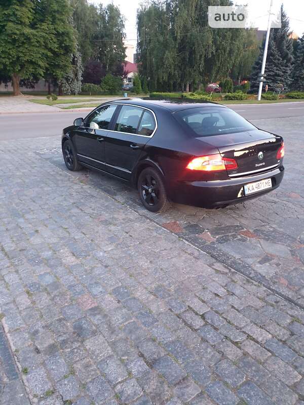 Ліфтбек Skoda Superb 2011 в Кременчуці