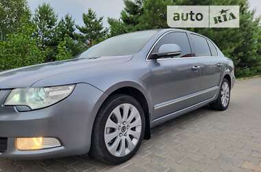 Лифтбек Skoda Superb 2009 в Хмельницком