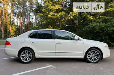 Ліфтбек Skoda Superb 2013 в Житомирі