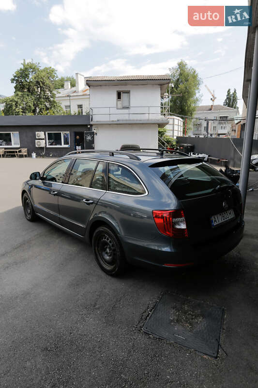 Универсал Skoda Superb 2015 в Киеве