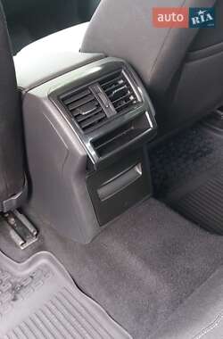 Лифтбек Skoda Superb 2015 в 