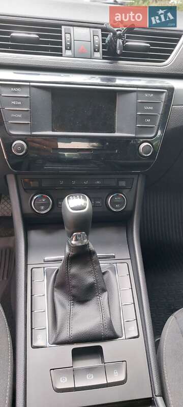 Лифтбек Skoda Superb 2015 в Белой Церкви фото 16 Лифтбек Skoda Superb 2015 в Белой Церкви