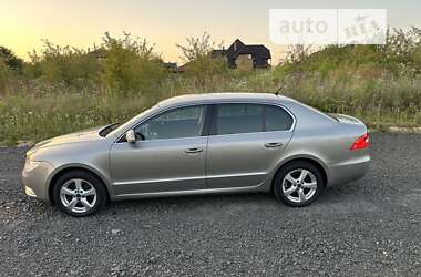 Лифтбек Skoda Superb 2008 в 