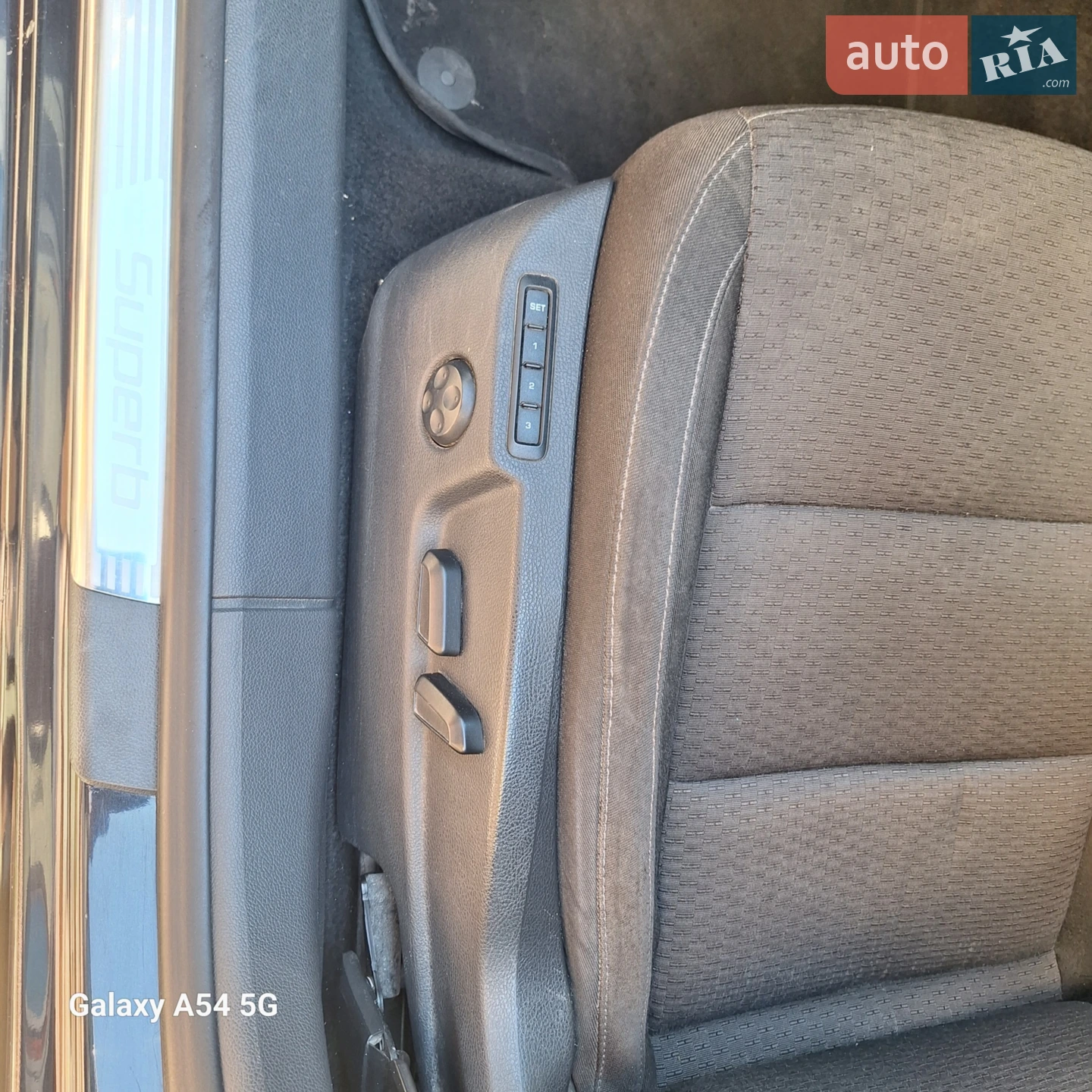 2012 Skoda Superb - мініатюра 28