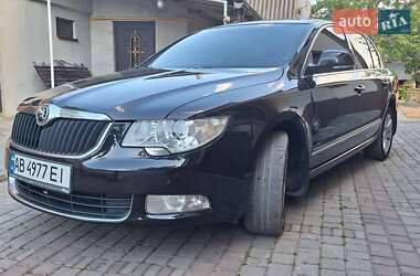 Ліфтбек Skoda Superb 2012 в 