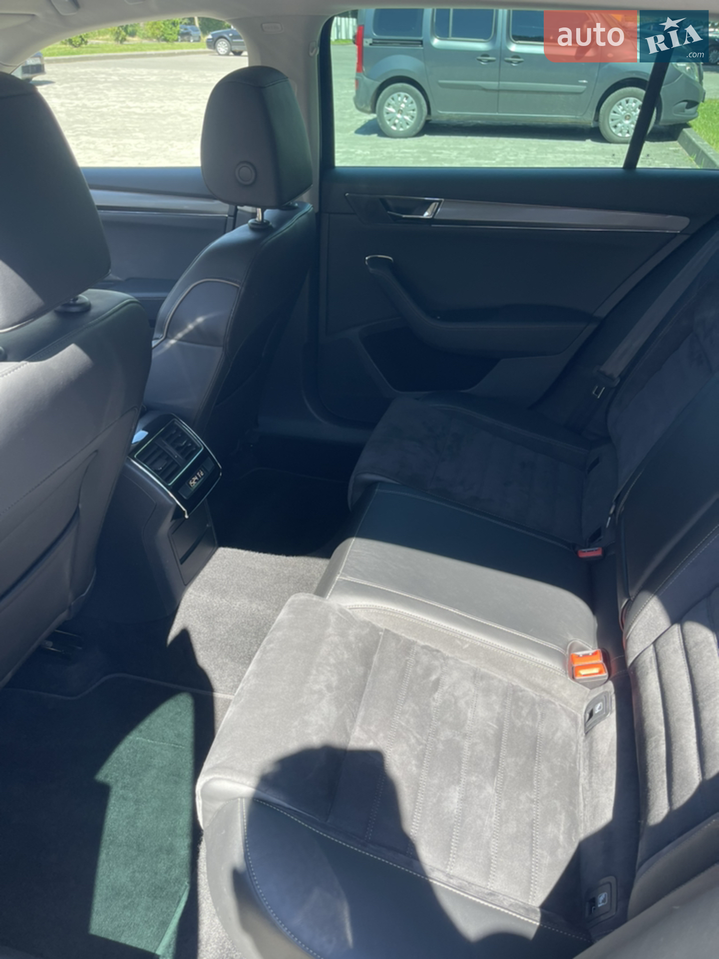 2019 Skoda Superb - мініатюра 21
