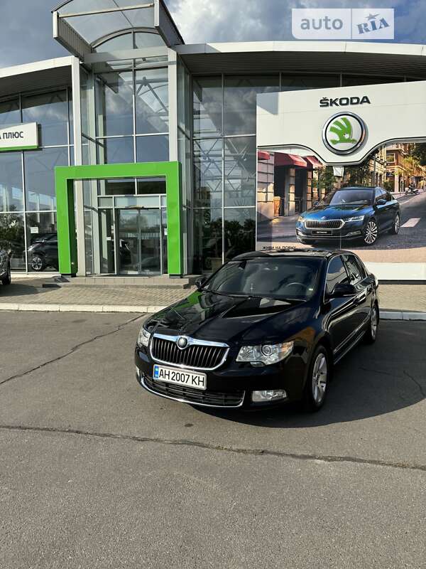 Лифтбек Skoda Superb 2012 в Днепре