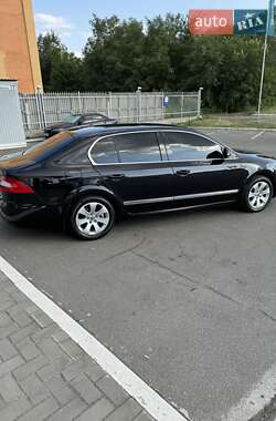 Ліфтбек Skoda Superb 2012 в Дніпрі