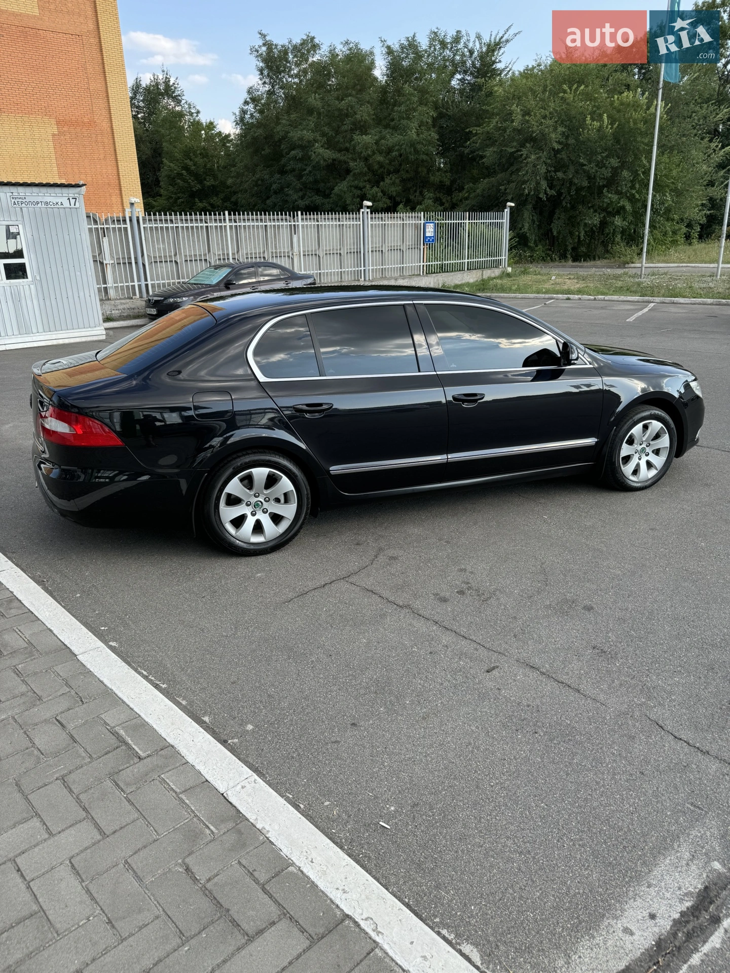2012 Skoda Superb - мініатюра 10