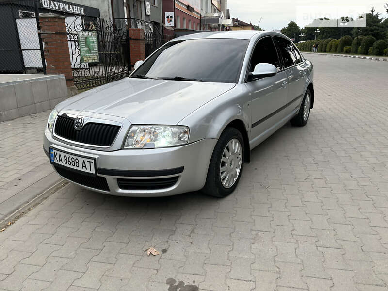 Ліфтбек Skoda Superb 2008 в Львові