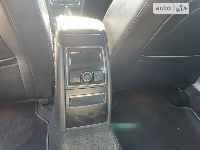 Универсал Skoda Superb 2011 в Тернополе