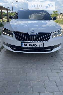 Універсал Skoda Superb 2016 в Львові